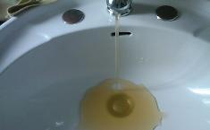 Acqua pi&ugrave; cara a Trapani (+5%): cittadini in rivolta per i tanti disservizi e le contaminazioni