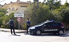 Far West in famiglia: 77enne fa fuoco sul nipote ma la pistola s'inceppa