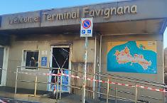 Incendio al molo di Favignana nella notte di Ferragosto: Welcome Terminal inagibile, attivit&agrave; portuali regolari