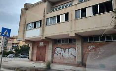 L&rsquo;impianto sportivo Cottone in balia dei vandali