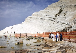 Sequestro Scala dei Turchi: la minoranza in Consiglio comunale bacchetta il sindaco