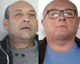 Adrano, due pregiudicati bloccati in auto con la droga: arrestati