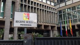 «Fannulloni? Musumeci venga a vedere!», la sfida dei Regionali di Catania