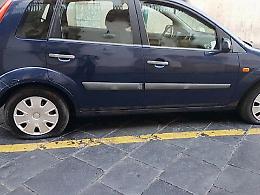 Agrigento, è allarme per i raid vandalici sulle auto in sosta
