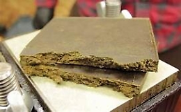 Pacco sospetto in spiaggia nel Trapanese: dentro c'erano 30 chili di hashish