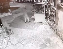 Locale vandalizzato in centro storico a Catania: somalo denunciato