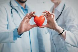 Commercialisti Catania donano ventilatore polmonare al San Marco e buoni spesa alle famiglie bisognose