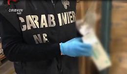 Guanti non idonei forniti agli ospedali, maxi sequestro dei Nas a Catania