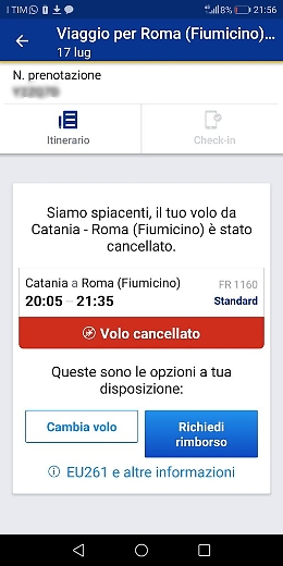 Aeroporto Catania, volo cancellato: passeggeri nel caos
