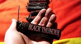 Alla partita con un &ldquo;Black Thunder" nascosto nel reggiseno: tifosa arrestata a Catania