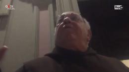 Il frate celebra una messa per il boss morto e poi minaccia cronista: &laquo;Attento a come parla, altrimenti lei la paga&raquo;