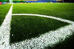 Campi in erba sintetica ricettacolo di batteri pericolosi e la Figc ordina la sanificazione