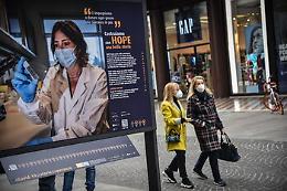 Covid, con mascherine e distanziamento carica del virus è a -1000