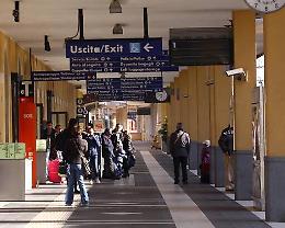 Catania, tenta di abusare di una ragazza vicino alla stazione