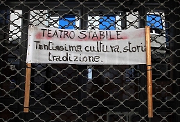Catania, al Teatro Stabile si prevedono nuovi tagli: «Futuro nero»