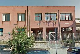 Palermo, il riscaldamento della scuola è spento e i genitori chiamano la polizia