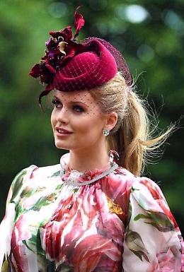 Kitty Spencer, la nipote di Lady D &egrave; la pi&ugrave; bella del reame
