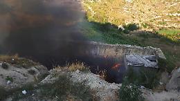 Caltagirone, brucia tubi di plastica in campagna. Fermato e denunciato dai carabinieri