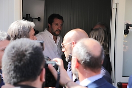 La propaganda anti-migranti di Salvini in Sicilia provoca un caso diplomatico