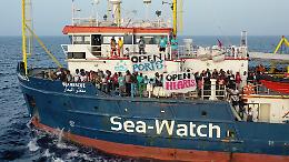 La Sea Watch 3 chiede aiuto a Strasburgo: «Fateci sbarcare». L'Italia deve rispondere