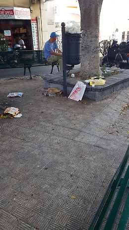 Catania: piazzetta di Canalicchio in abbandono.