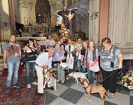 Nel giorno di San Francesco, la benedizione agli amici a quattro zampe