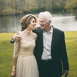 Richard Gere di nuovo padre a 69 anni: un maschietto da Alejandra Silva