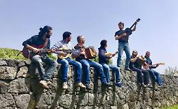 Sound di oggi e brani di tradizione, la Sicily Folk Orchestra debutta ad Acireale