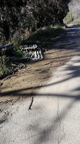 Francavilla di Sicilia: amianto lasciato per strada e il comune fa finta di niente
