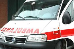 Cede ringhiera e bimba cade dal primo piano nel messinese: è grave