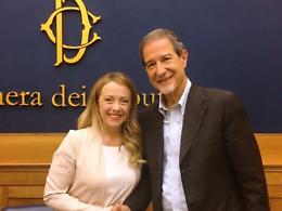 Meloni riabilita Musumeci ad Atreju: scelta non casuale?