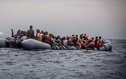 Migranti, l'affondo dei vescovi: «L'accordo con l'Albania? Sono soldi buttati»