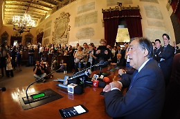 Palermo, Orlando rinnova la Giunta: tra new entry anche medico palestinese