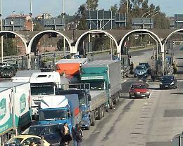 I camionisti con telepass non pagheranno pedaggi su A18 e A20
