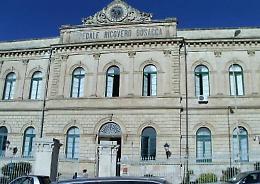 Scicli, pensionato muore dopo colonscopia: aperta inchiesta