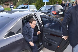 Regione, Crocetta: &laquo;Io ho speso meno di Cuffaro e Lombardo&raquo;