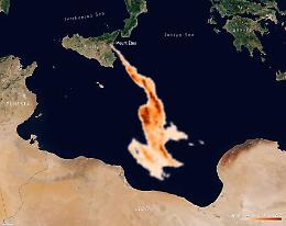 La lunga eruzione dell'Etna monitorata dal satellite: fotografati anche i gas