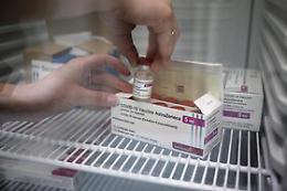 Muore nel Nisseno a 48 ore dal vaccino AstraZeneca: salma sequestrata