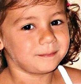 Denise, carabinieri nella casa che fu di Anna Corona, ex moglie papà della bimba