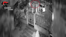 La maxirissa scoppiata ad Aci Sant'Antonio: il video dei carabinieri