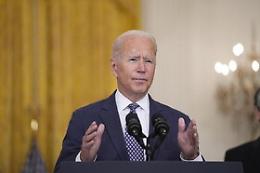 Kabul, Biden nell'occhio del ciclone si difende in tv: «Rispetterò gli impegni»