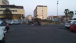 Catania: il comitato via del Rotolo chiede il ripristino dei bidoni per i rifiuti