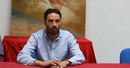 Controlli più blandi agli ambulanti in cambio di sotegno elettorale: condannato ex sindaco di Acireale