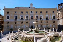 Palermo, corsa a sindaco "affollata": almeno sette i candidati