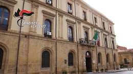 Agrigento, ruba portafogli, tunisino nei guai