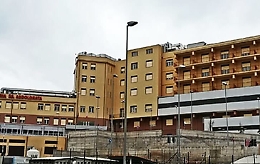 Un 28enne grave dopo una caduta in casa nell'Ennese