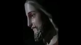 Statua di Cristo "piange": a Stupinigi di grida al miracolo