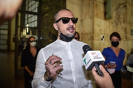 Corona in Tribunale contro la chiusura del profilo Instragram