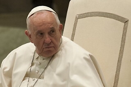 Papa: "Ho giá firmato le dimissioni in caso d'impedimento medico"