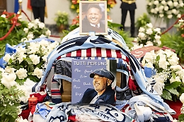 Mihajlovic: ai funerali presenti anche Abodi e Gualtieri